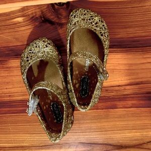 Mini Melissa Campana